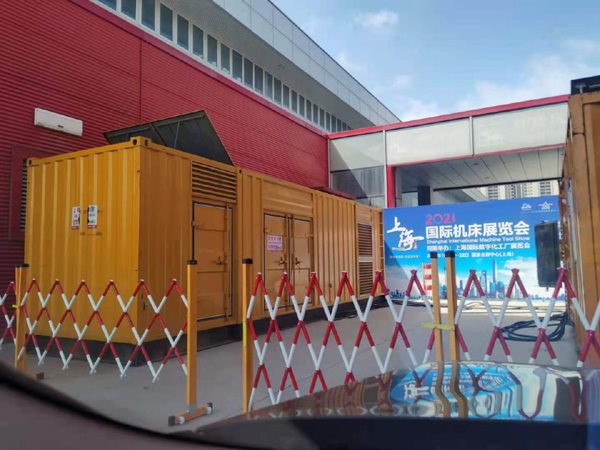 上街发电车出租-发电机无电压或电压太低怎么办？
